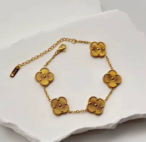 Lucky Bracelet (Gold)
